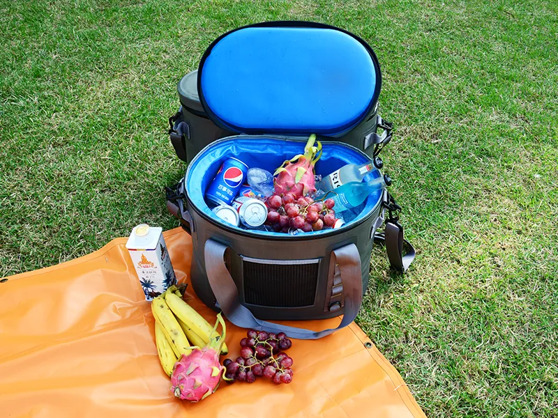 キャンプ用保冷剤バッグの素材の選び方は？